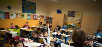 German mayor wants pupils to clean classrooms