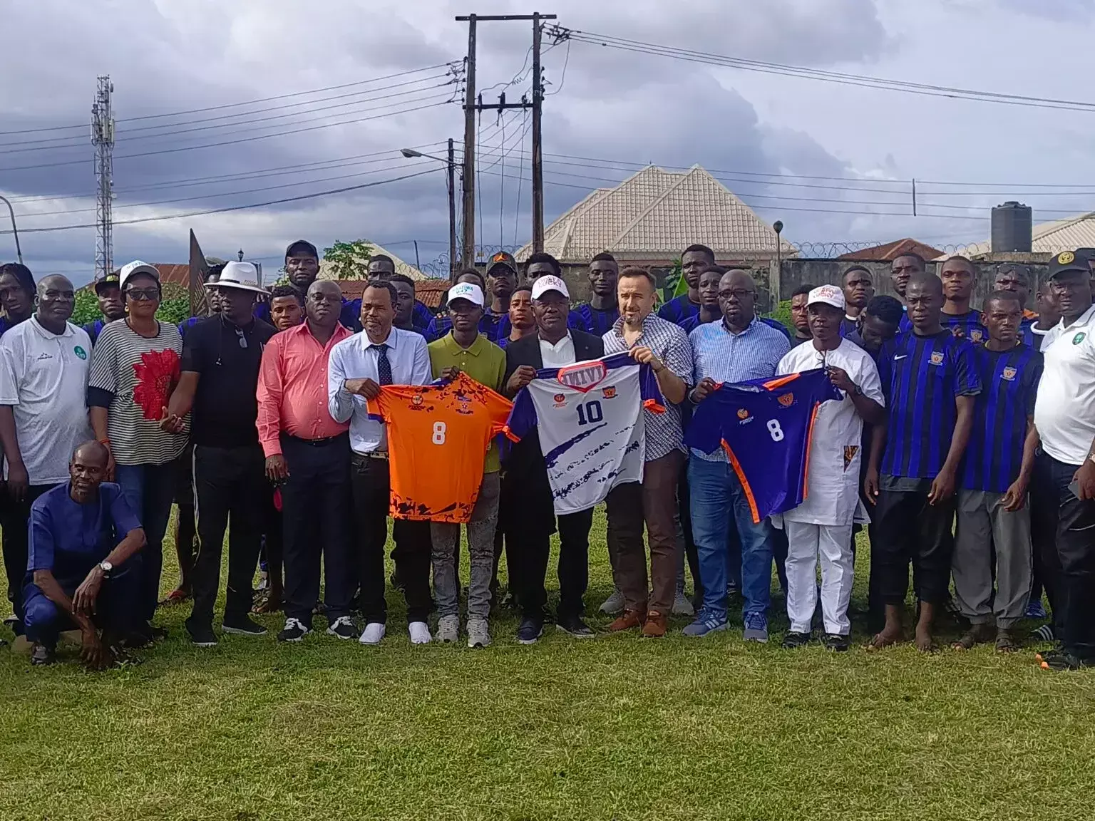 Fodox Sports, ODSFA sign five-year kits deal for Sunshine Stars, others