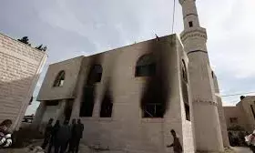 Israeli settlers set fire to mosque in West Bank