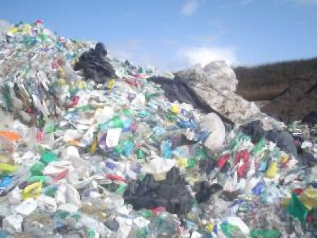 Residents decry rising refuse dumps across Abuja