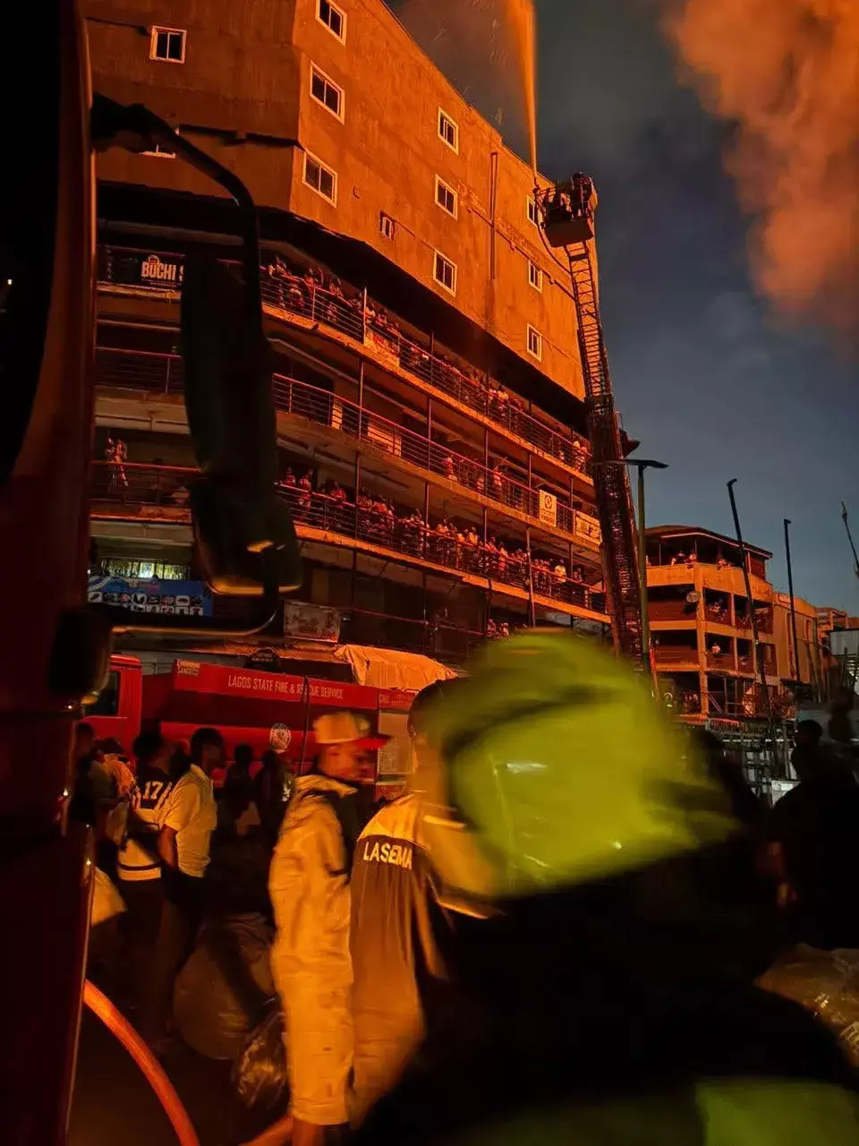 Fire engulfs 22-storey insurance building on Lagos Island