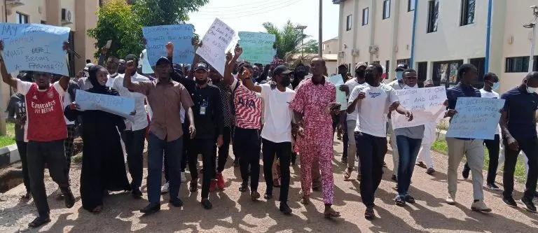 Kaduna Varsity Students Protest Hike in Fees Kaduna Varsity Students Protest Hike in Fees