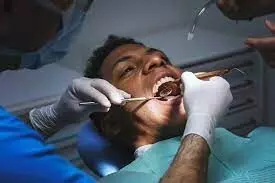 Physician Urges Journalists to Ensure Dental Care