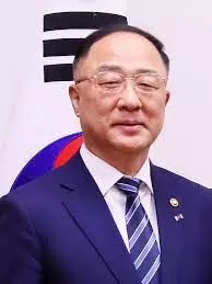 Acting PM Urges Public to Trust Govt. on Virus Response