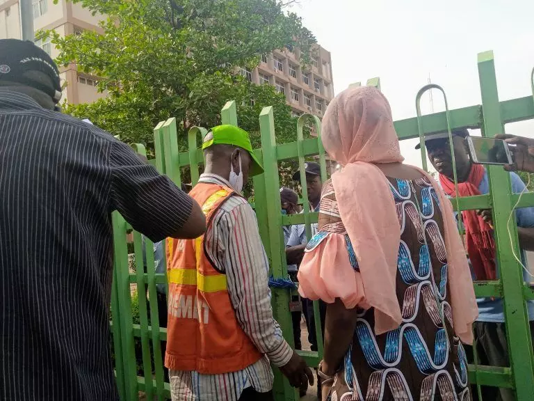 Revenue Agency Seals off Kaduna Electric coy HQ Over N464.5m