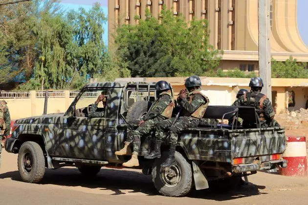 Heavy gunfire heard near Niger’s presidential palace