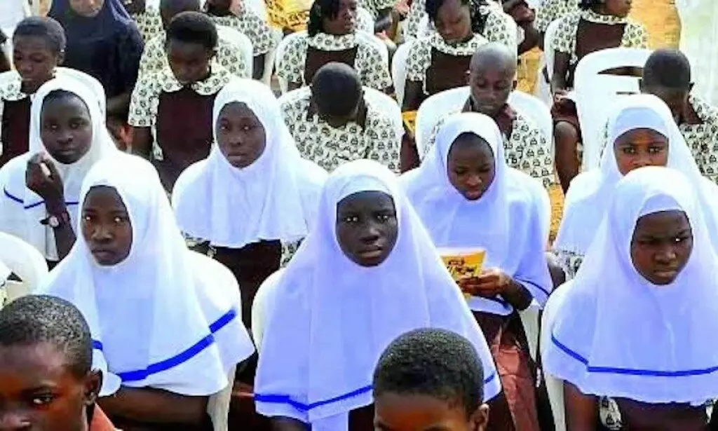 Hijab: Peace must prevail in Kwara, says Cleric Hijab: Peace must prevail in Kwara, says Cleric