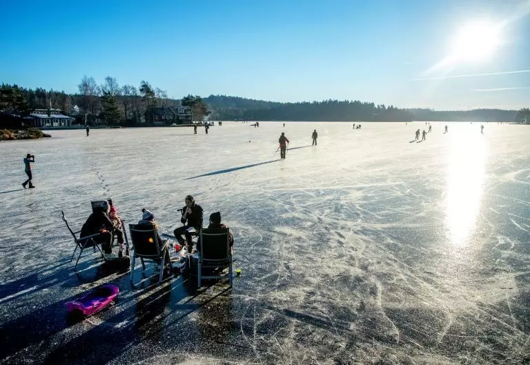 4 Men Die in Frozen Lake in Sweden