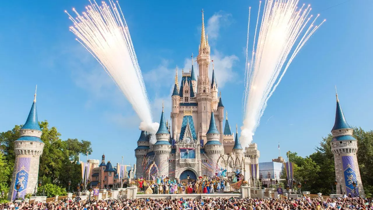 Florida officials approve Walt Disney World reopening plans