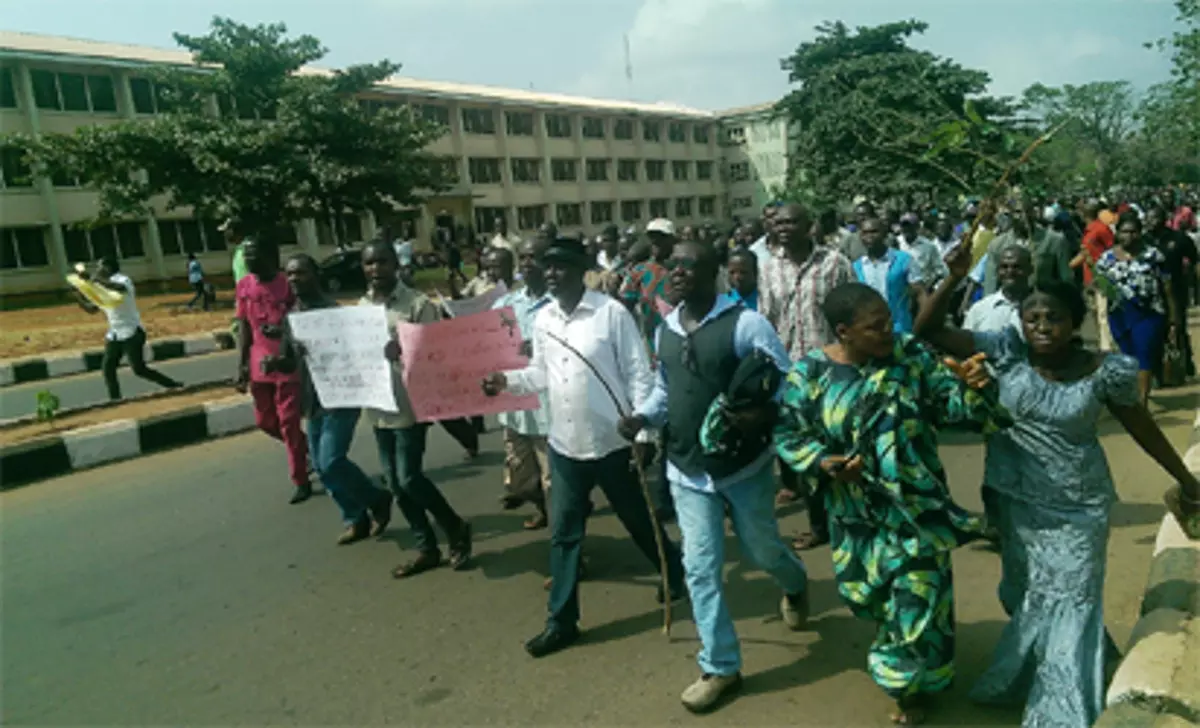 2009 Agreement: UNN non-academic staff begin three-day protest