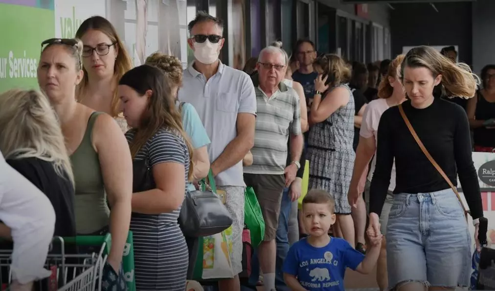 Australia on high alert after overseas travellers bring new COVID-19 strains