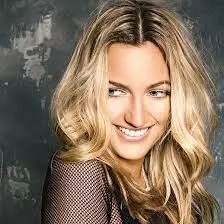 Kvitova reaches fourth round