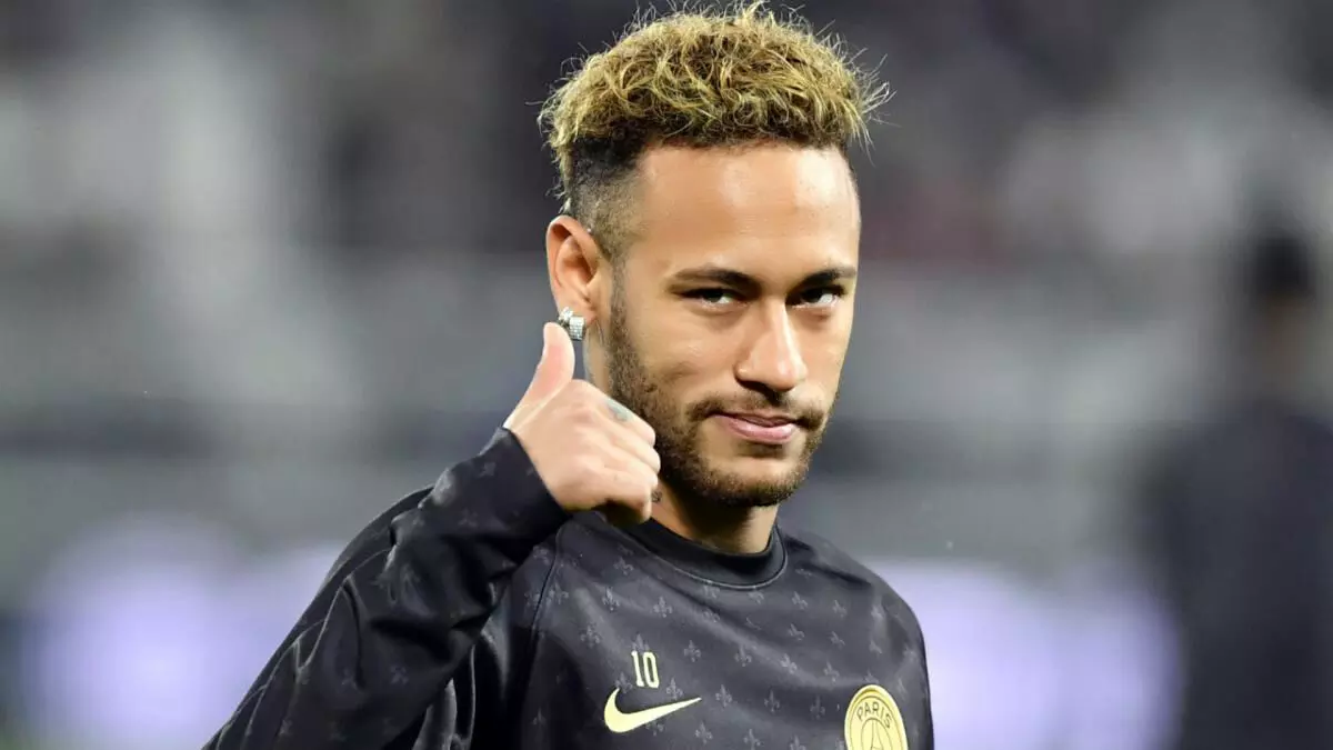 Neymar “super happy’’ to return to training with PSG Neymar “super happy’’ to return to training with PSG