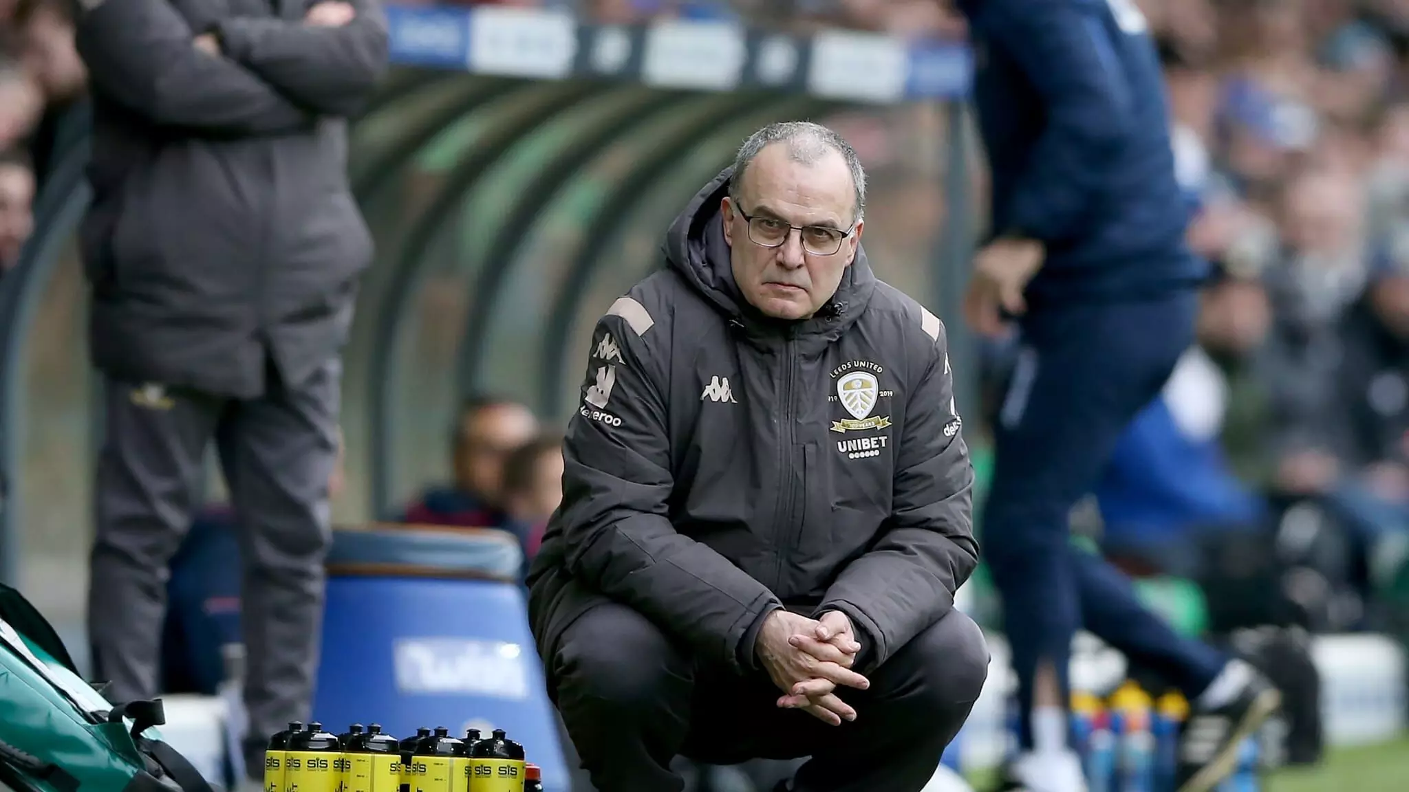 Bielsa commits to Leeds United for 2020/2021 season at last minute Bielsa commits to Leeds United for 2020/2021 season at last minute