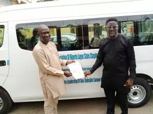 Gov. Sanwo-Olu presents new 18-seater bus to SWAN Lagos chapter