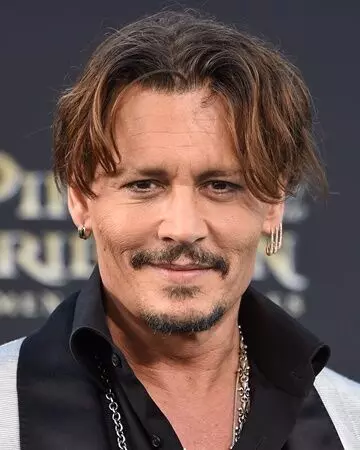 Actor Depp takes on UK tabloid Actor Depp takes on UK tabloid