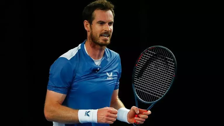 Murray makes winning return Murray makes winning return