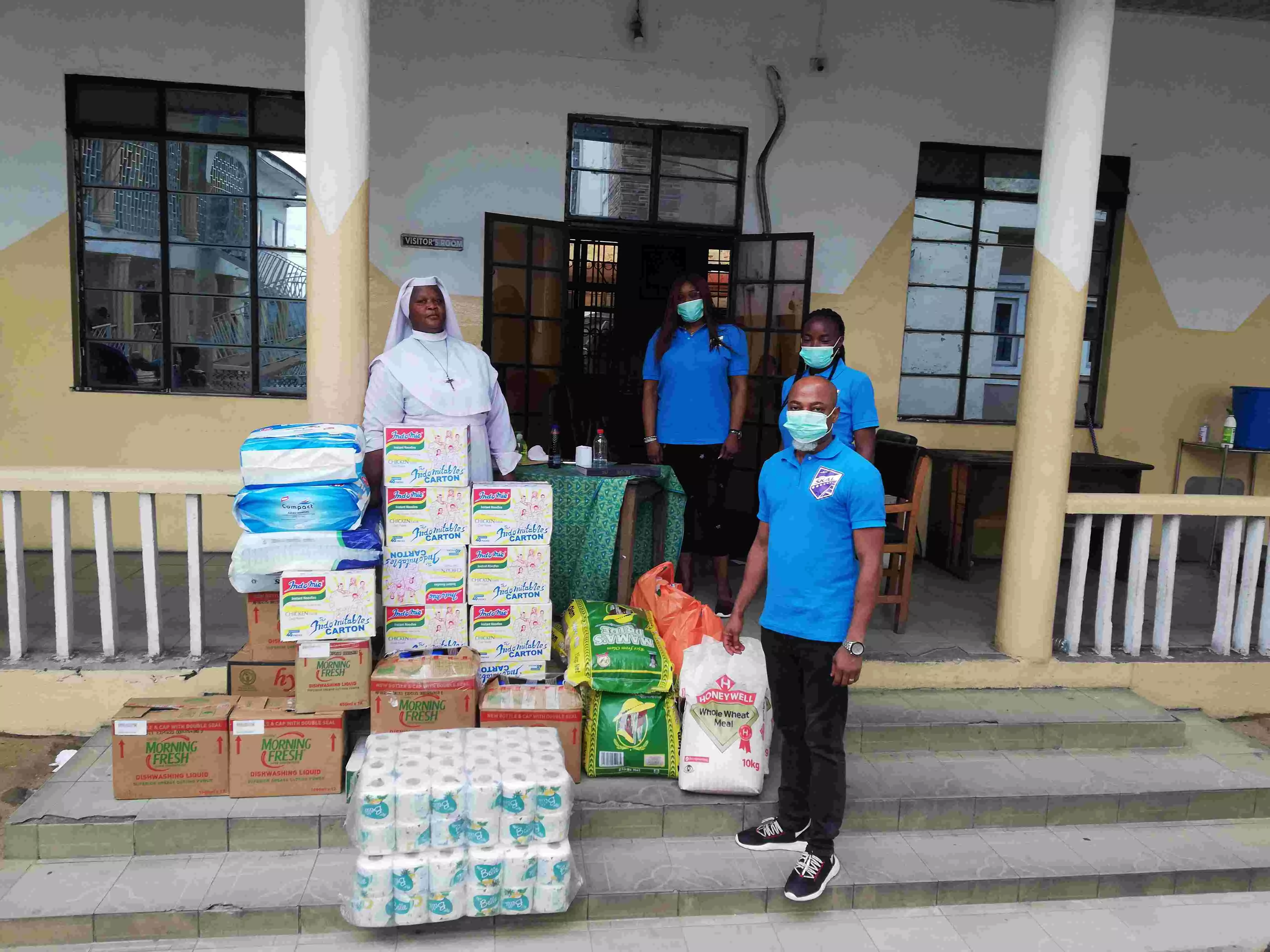 WORLD SKAL DAY: Skal Port Harcourt donate Palliatives to Home for the Elderly