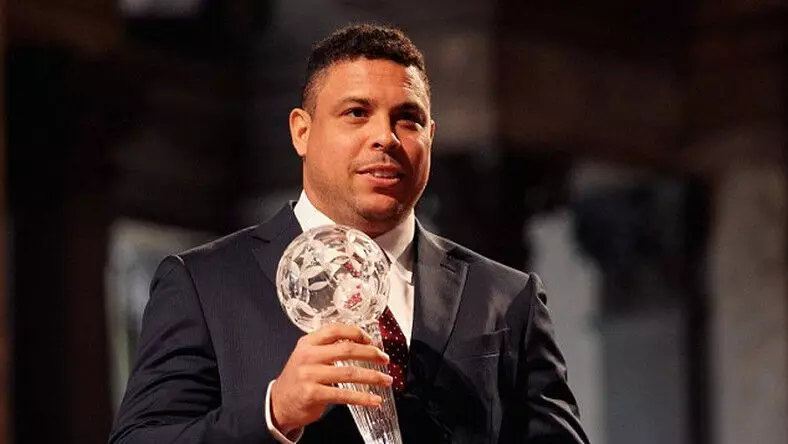 Ronaldo rubbishes Super League idea, defends Barcelona season