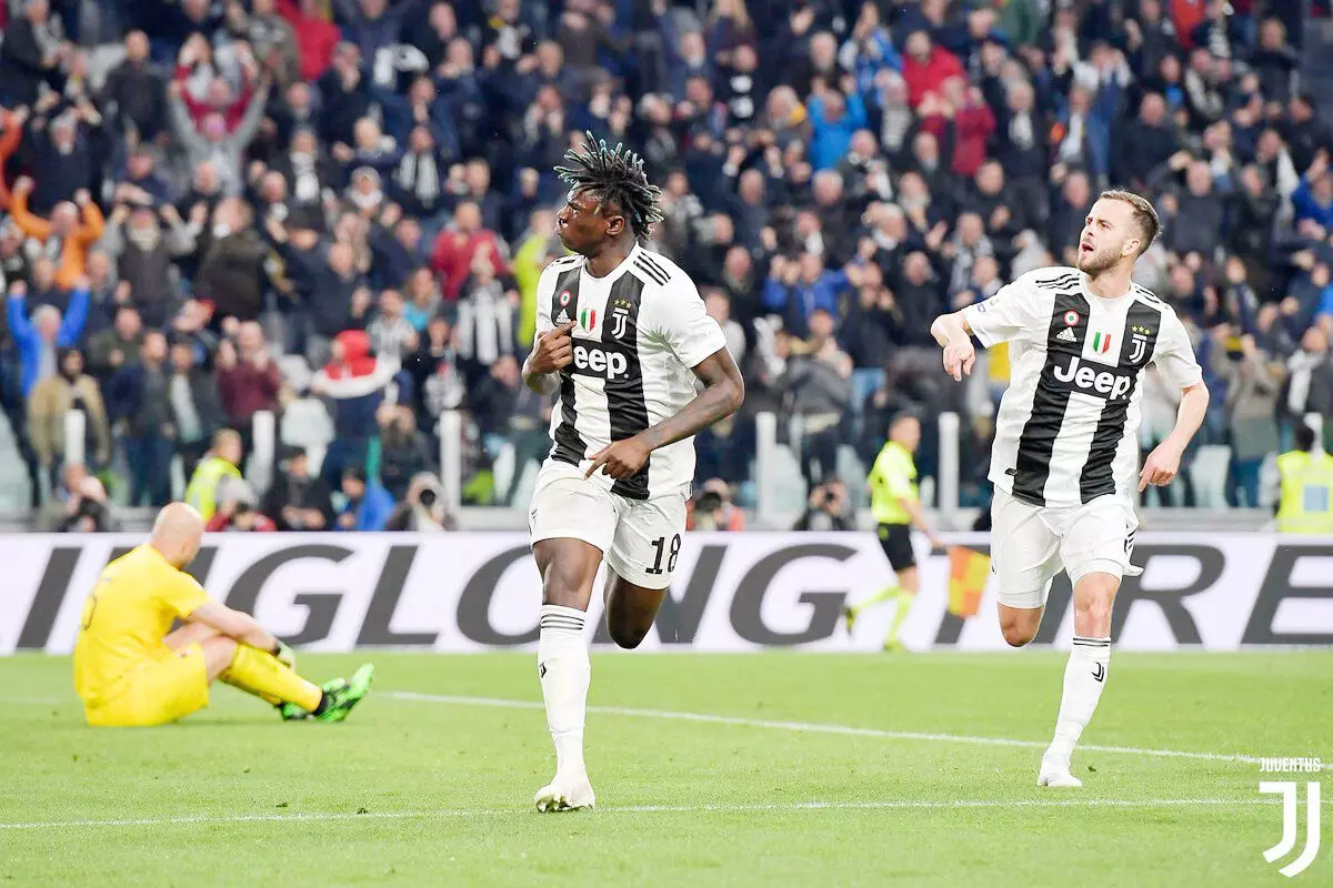 Juve title celebrations on hold after Napoli draw