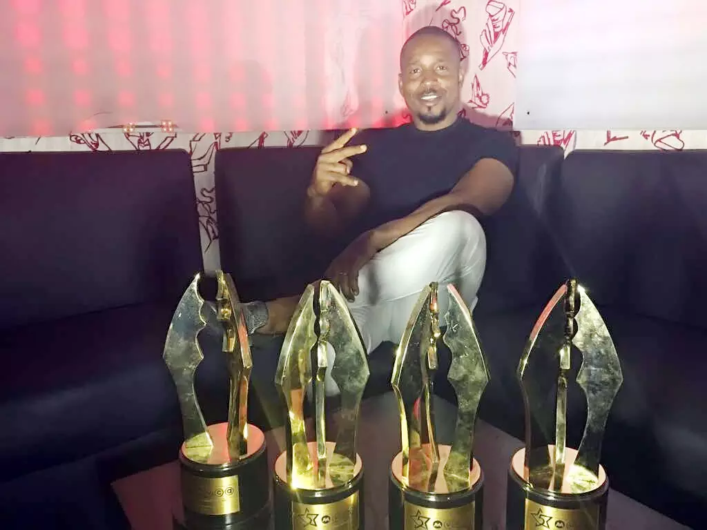 76 AWARD WINNING MOVIE EXECUTIVE PRODUCER MEETS SUPREME 76 AWARD WINNING MOVIE EXECUTIVE PRODUCER MEETS SUPREME