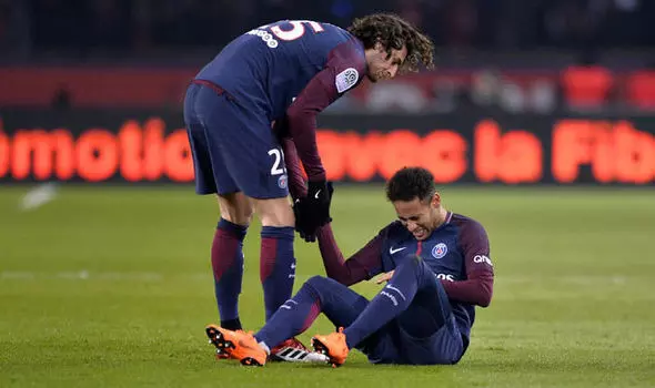 Neymar injured as PSG reach French Cup last 16 after beating Strasbourg Neymar injured as PSG reach French Cup last 16 after beating Strasbourg