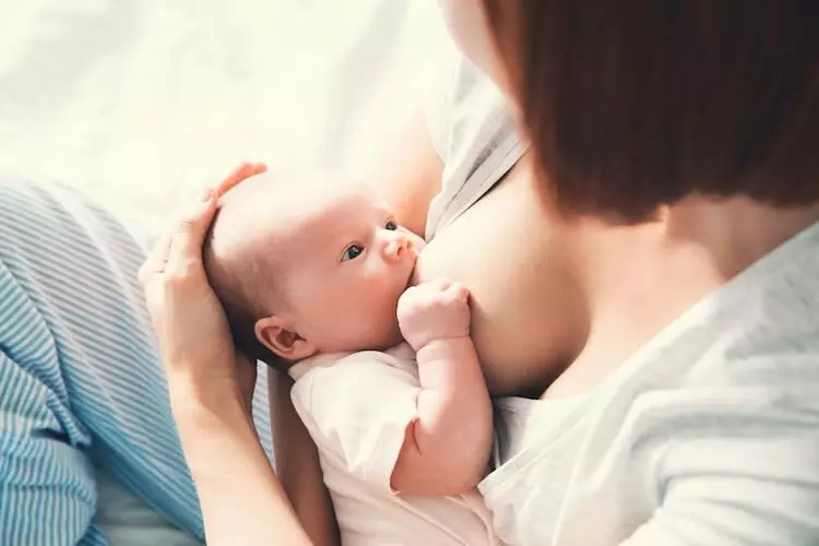 Nutritionist urges men to support wives during breastfeeding