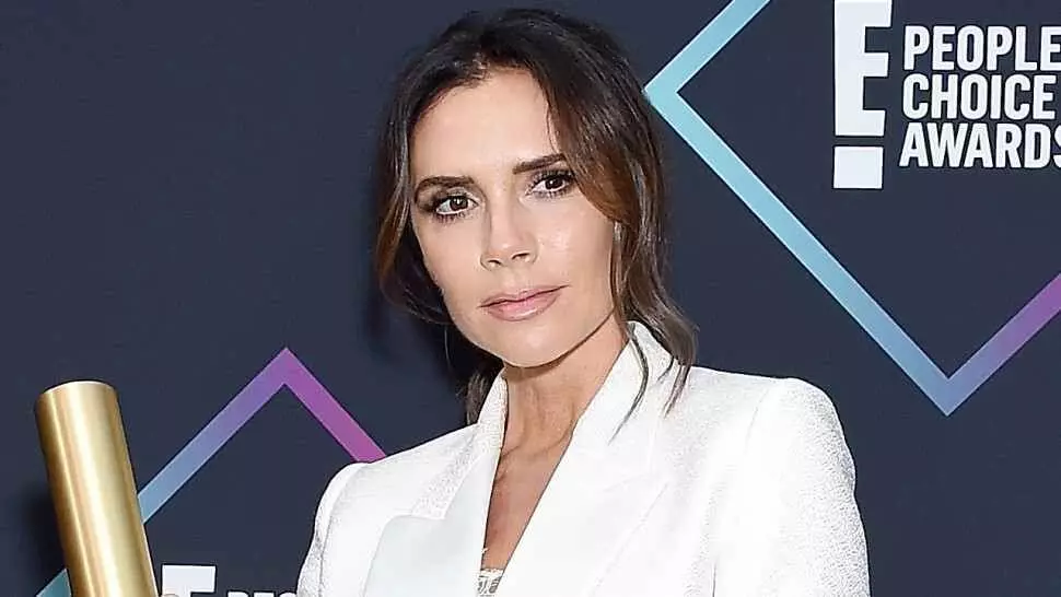 Victoria Beckham splashes £1, 200 on moisturizer made from blood Victoria Beckham splashes £1, 200 on moisturizer made from blood