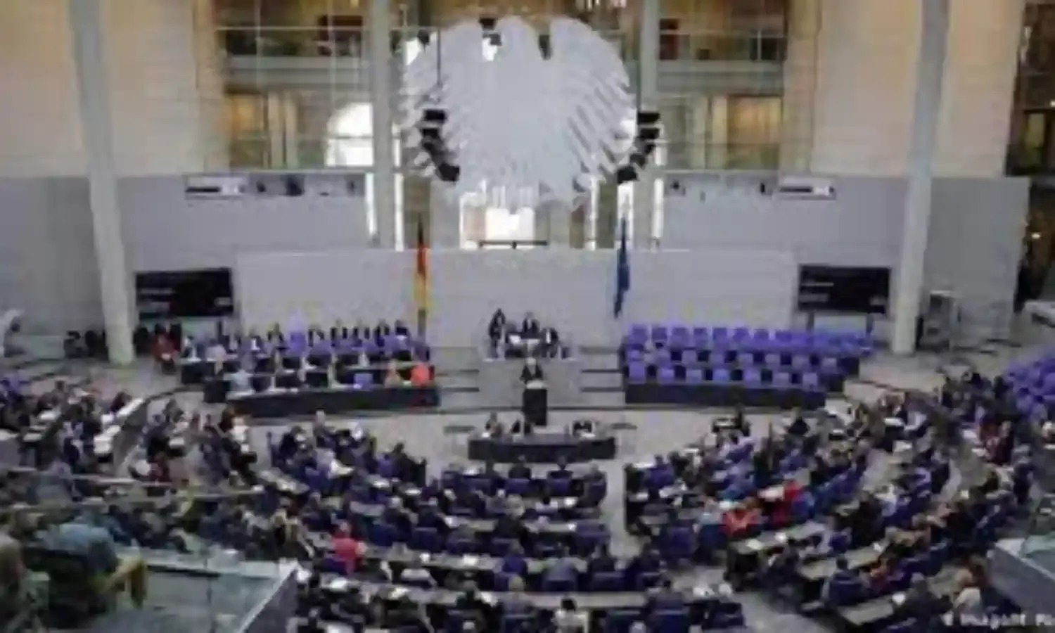 German Parliament to Discuss Row Over Substandard Face Masks