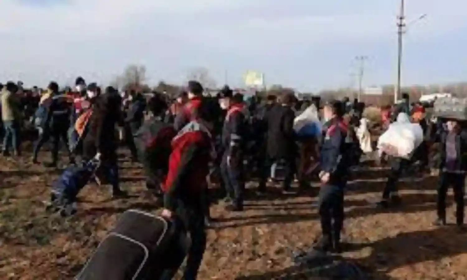 Athens Closes Border to Certain Nationalities Crossing From Turkey