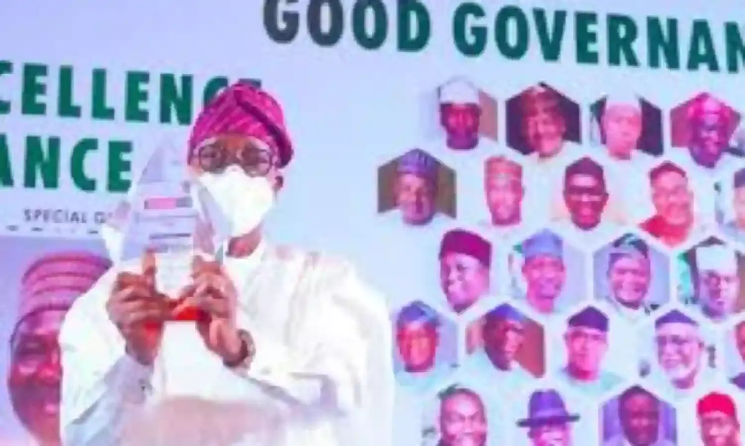 Gov Oyetola wins Business Day Newspaper’s Award