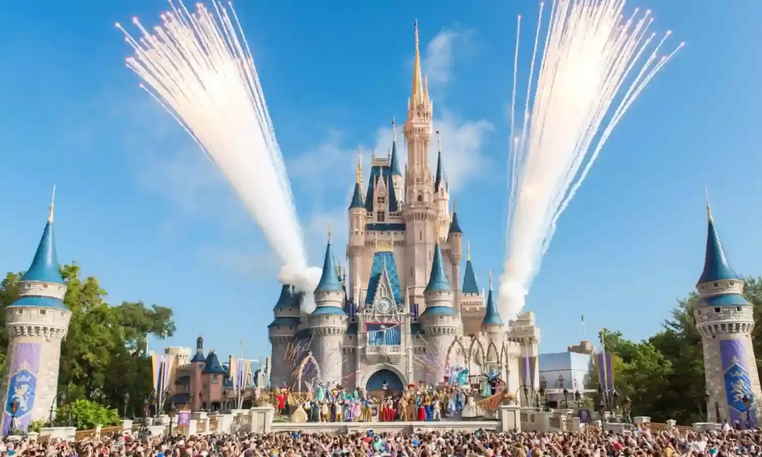 Florida officials approve Walt Disney World reopening plans