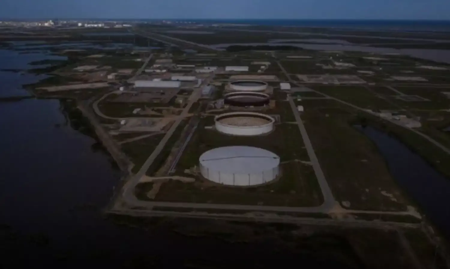 Oil slips again as new coronavirus strain proves ‘nightmare before Christmas’