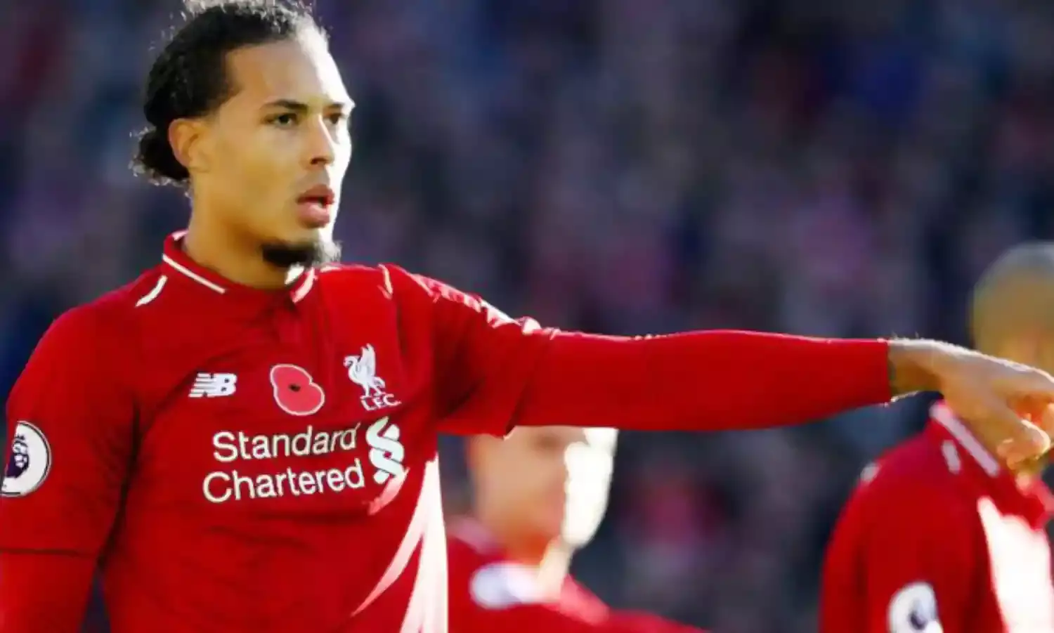 Liverpool defender Van Dijk undergoes successful knee surgery