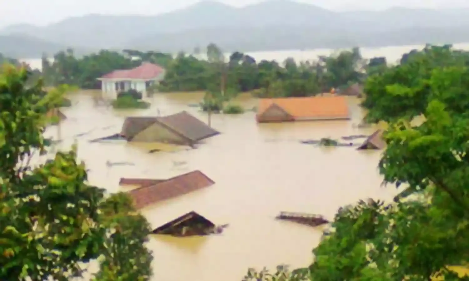 117 dead, 21 missing in Central Vietnam’s natural disasters