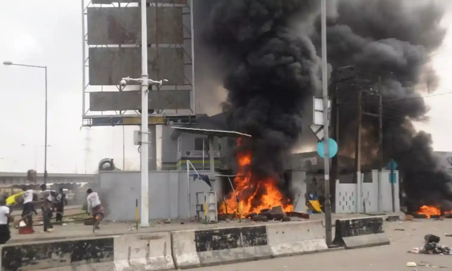 Protest: Hoodlums set police station on fire in Imo