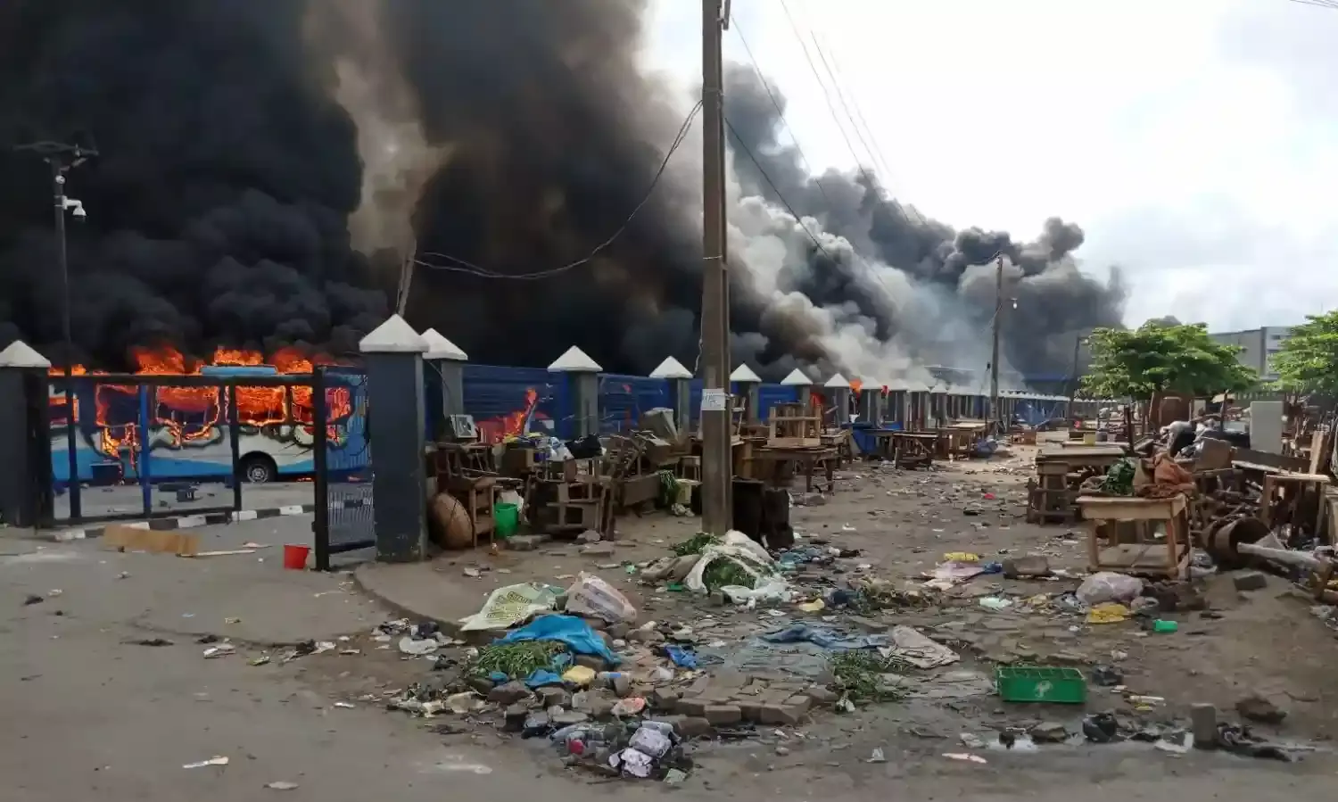 Hoodlums raze Oyingbo terminus of Lagos BRT