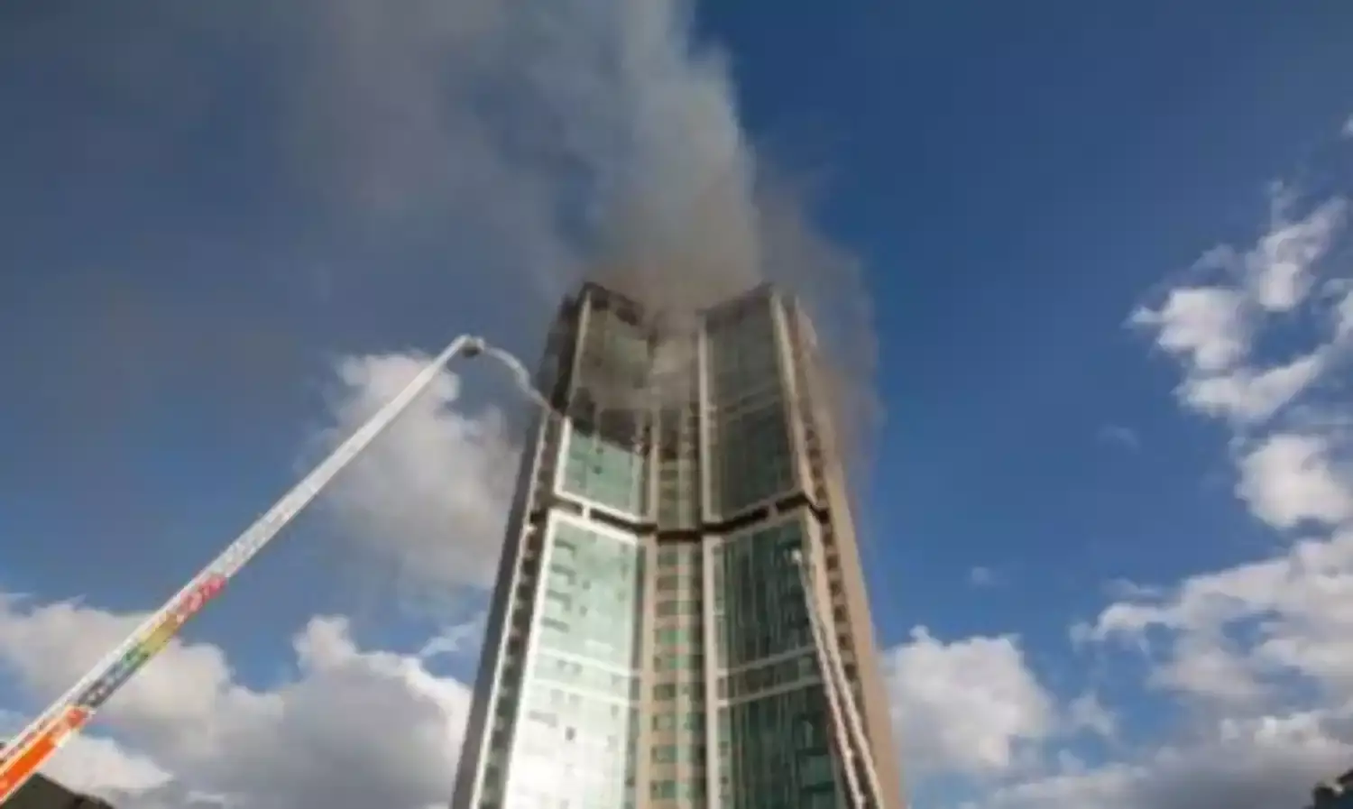 Dozens injured as 33-storey building in S/Korea goes up in flames