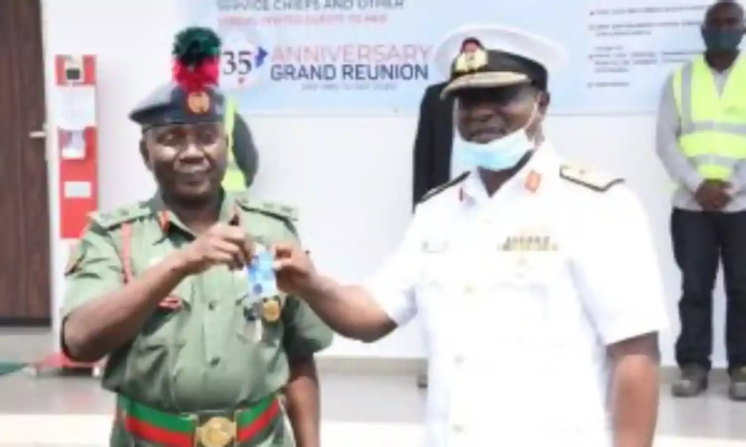 NDA ex-cadets donate squash court to institution