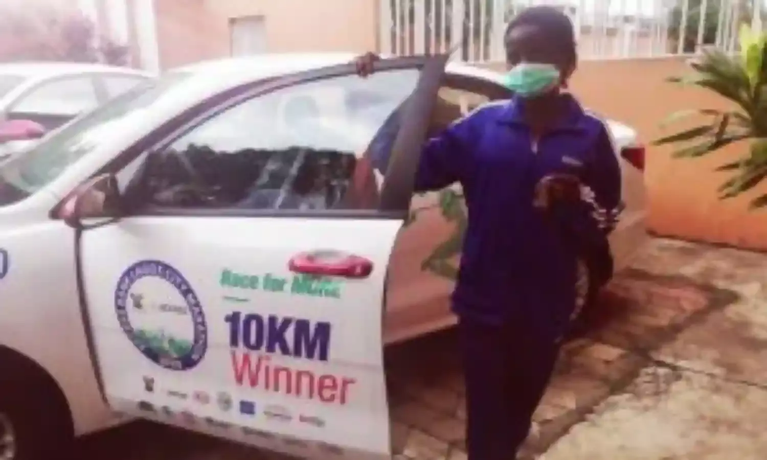 2020 Lagos City Marathon: Davou, Oyelade pick 2 car prizes