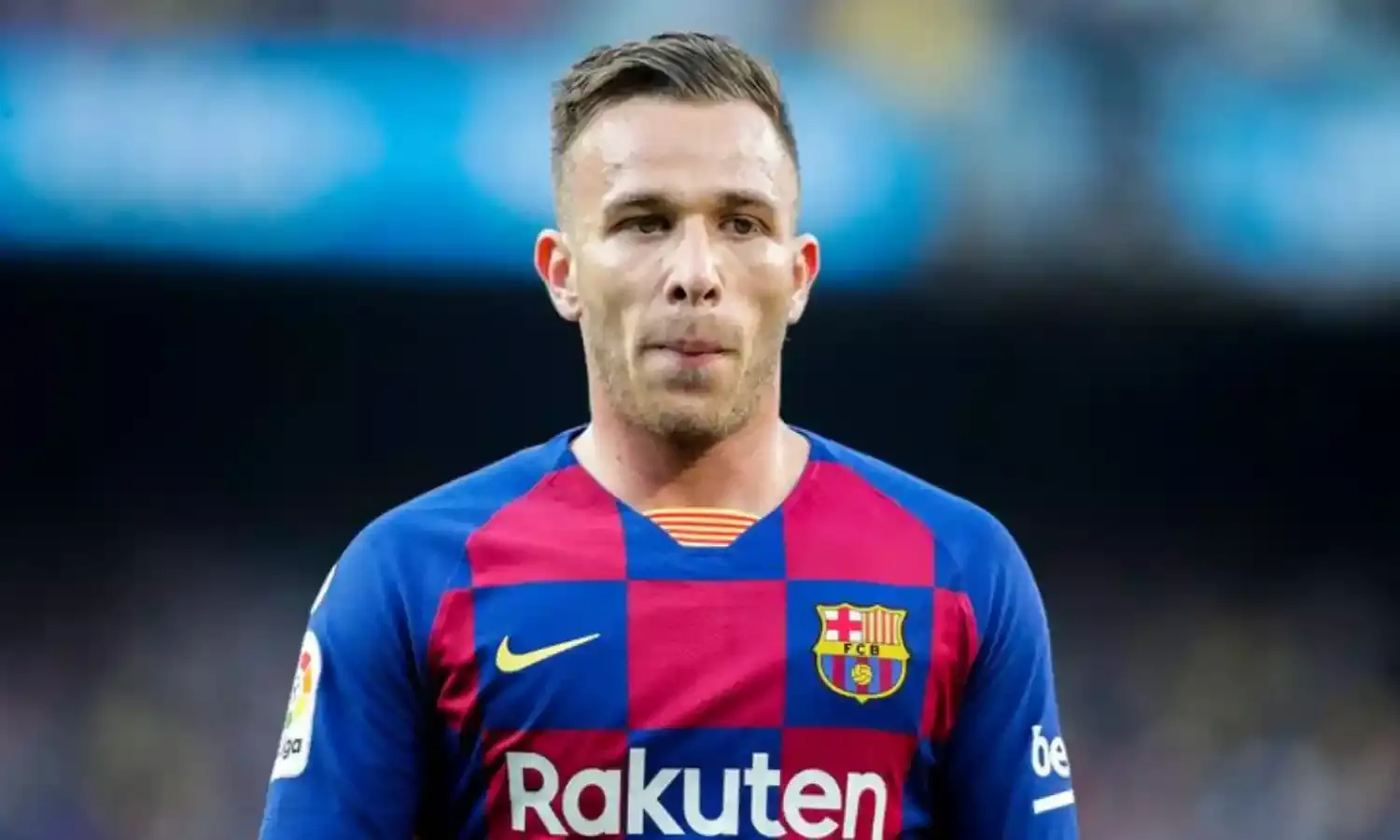 Barcelona accepts Juventus transfer offer on Arthur
