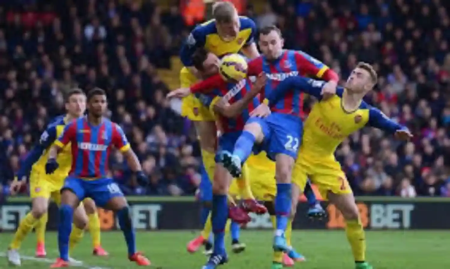 Toothless Arsenal play a stalemate with Crystal Palace at Emirates Stadium