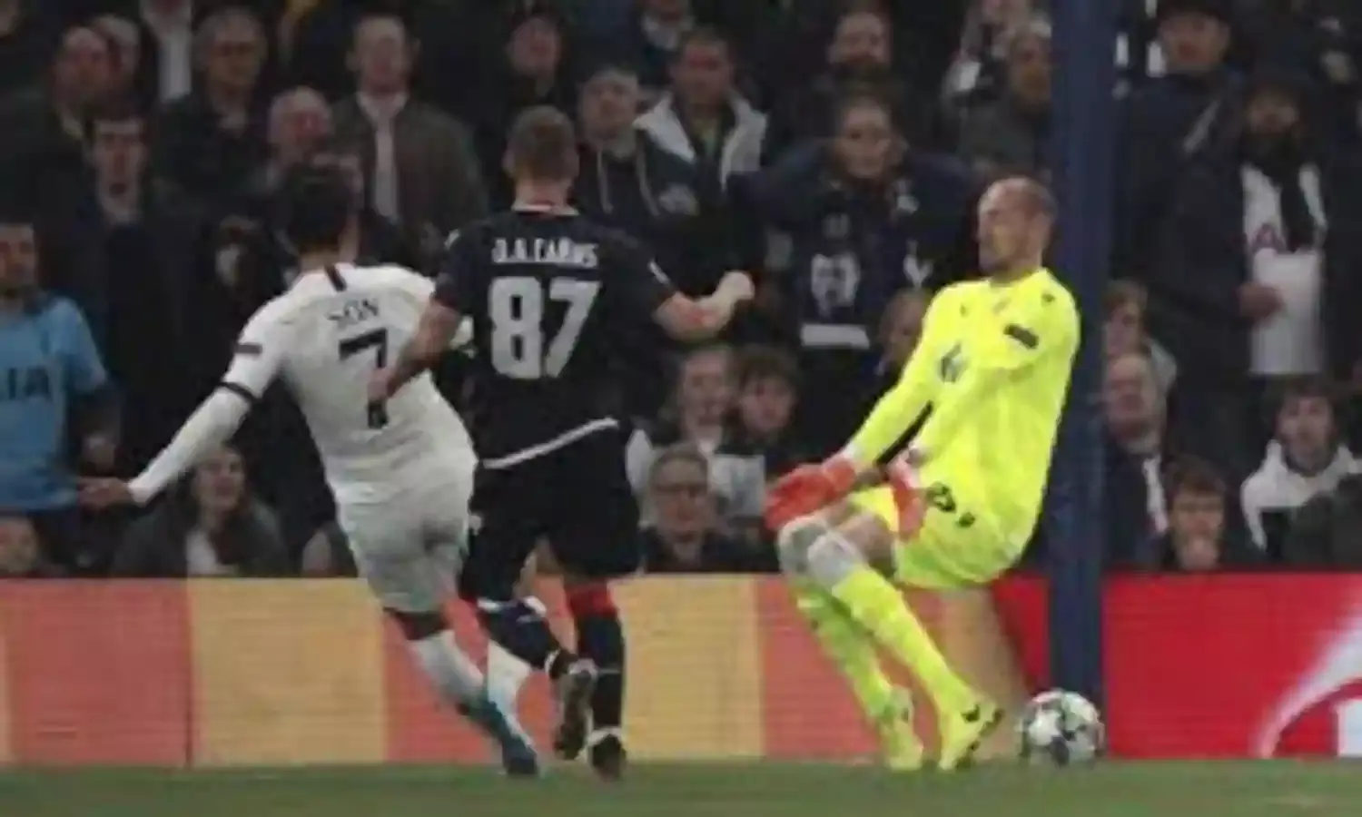 Tottenham bounces back to victory after classic 5-0 win over Red Star