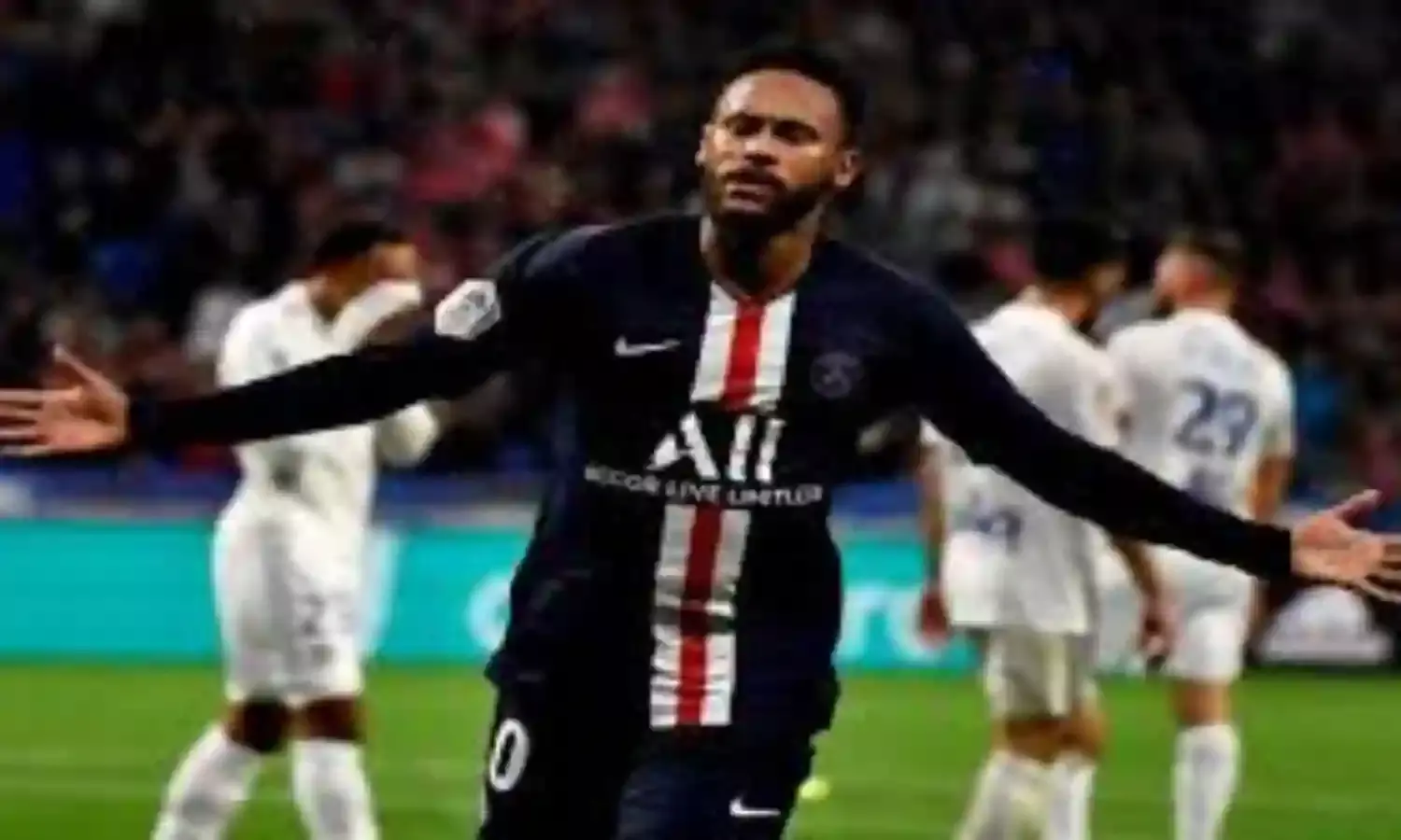 Neymar saves PSG once more as his late strike hands PSG win over  Olympique Lyon