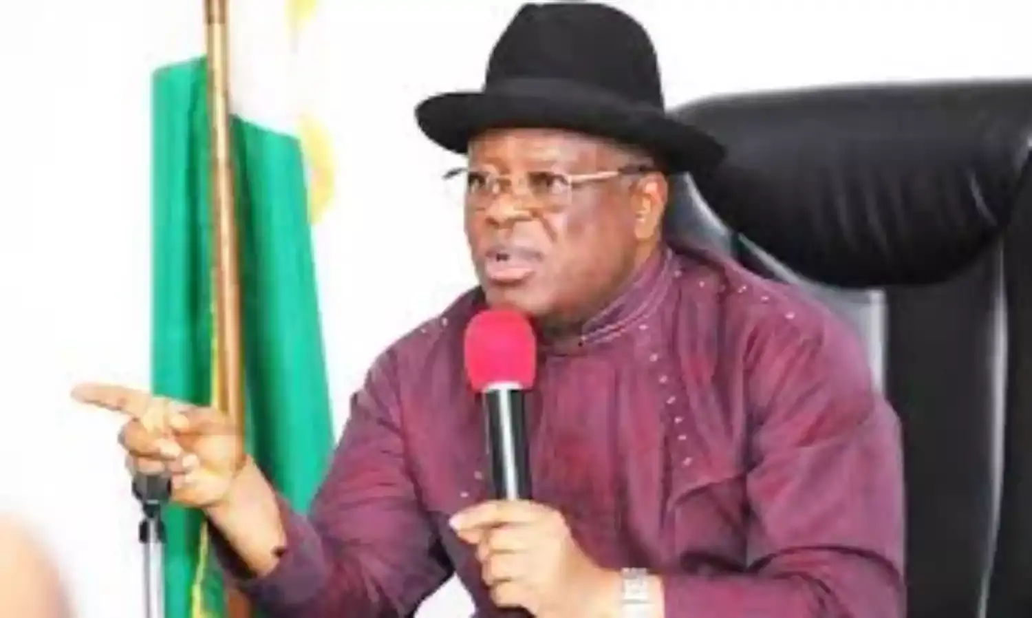 Ebonyi Governor, Umahi announces plan to appoint hundreds of new aides