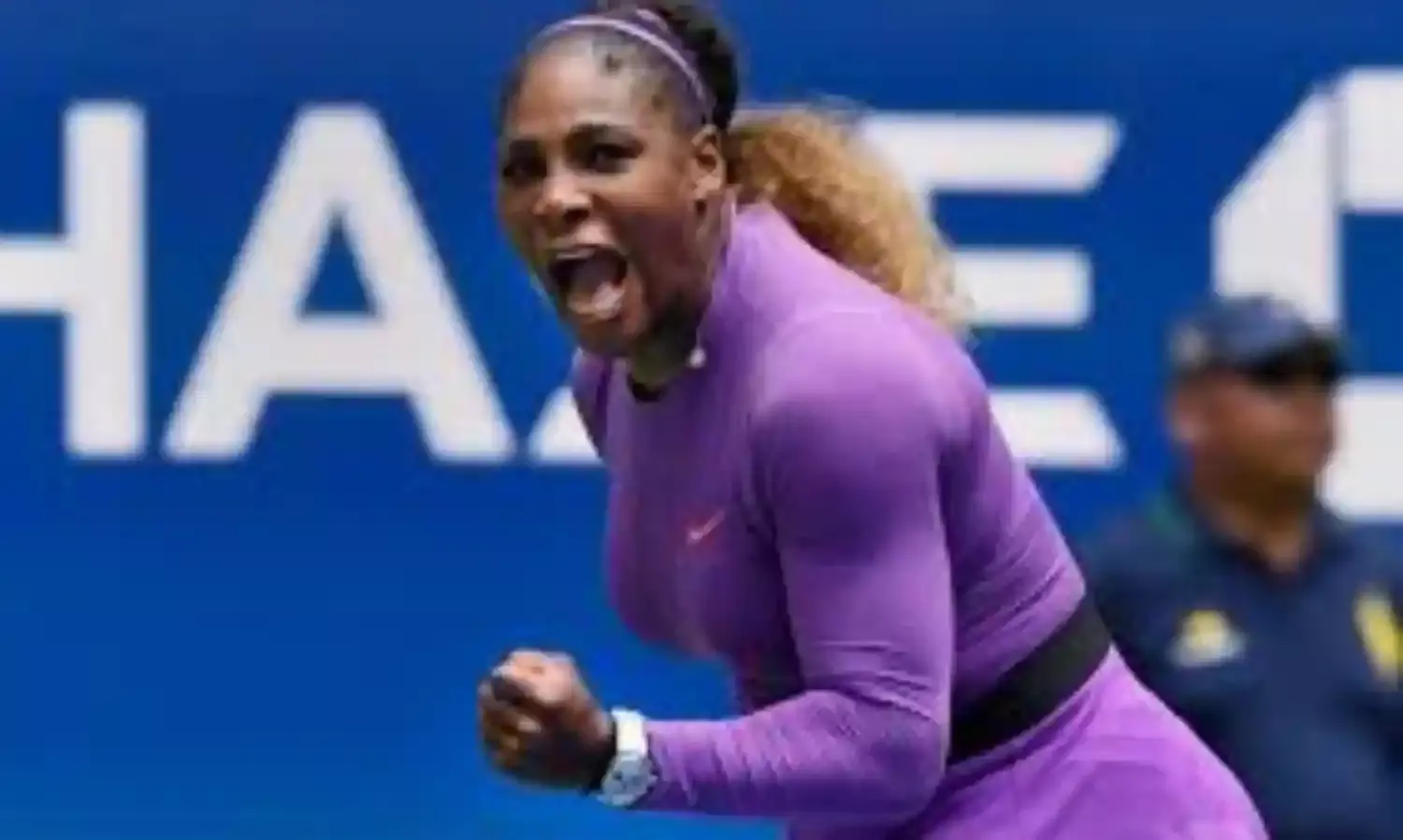 Serena victoriously cruises to Semi-finals, chalks up 100th U.S. Open win