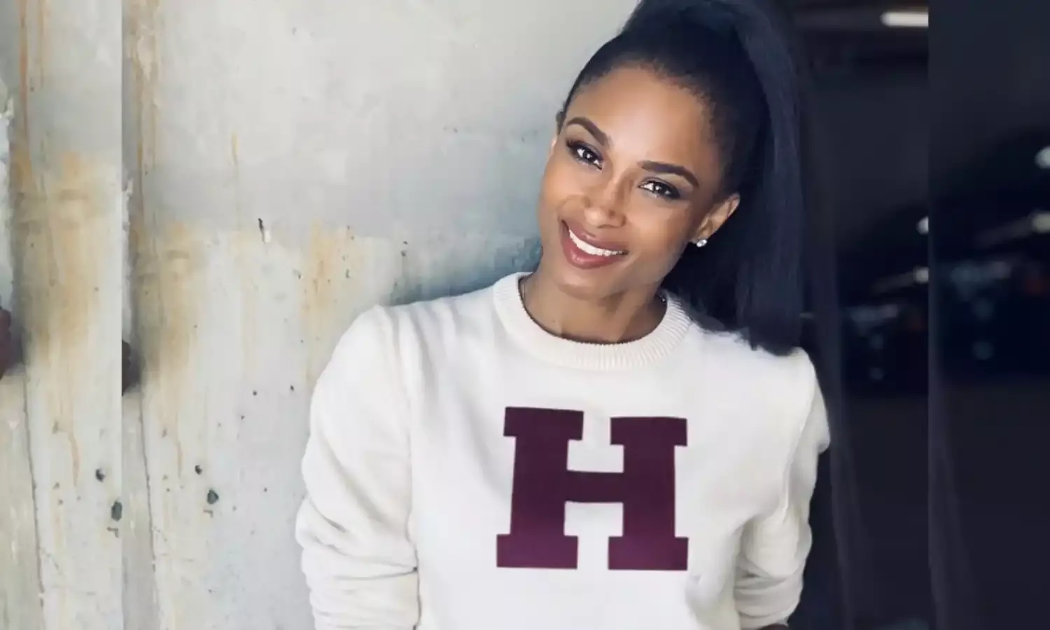 Singer, Ciara accepted into Harvard Business School