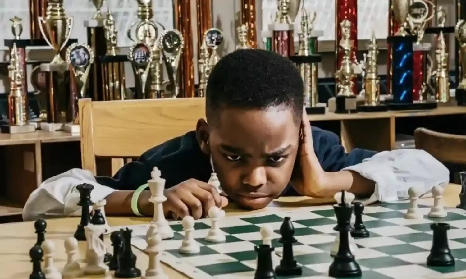 Tani, 8-Year-Old homeless Chess Champion gets new apartment