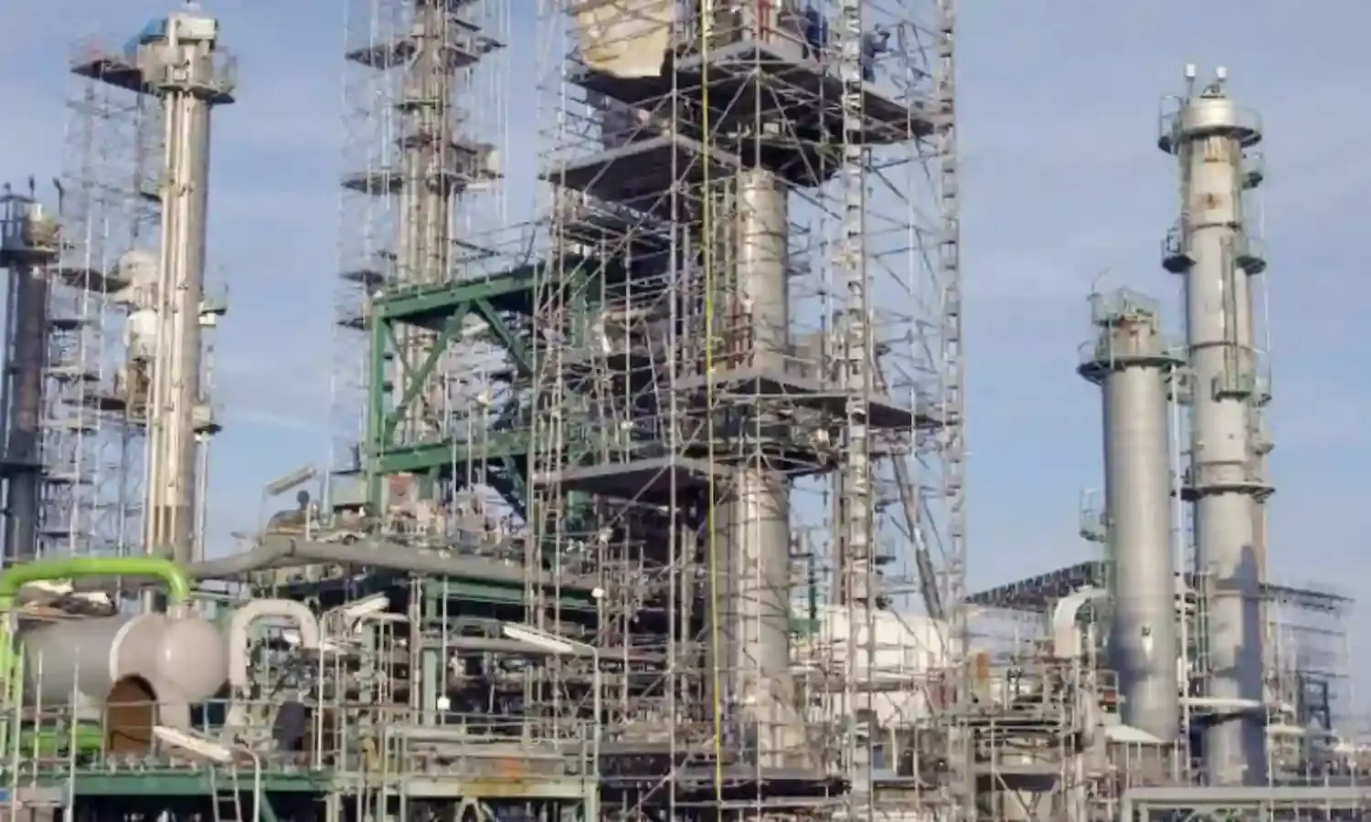 FG begins rehabilitation of Port Harcourt refinery