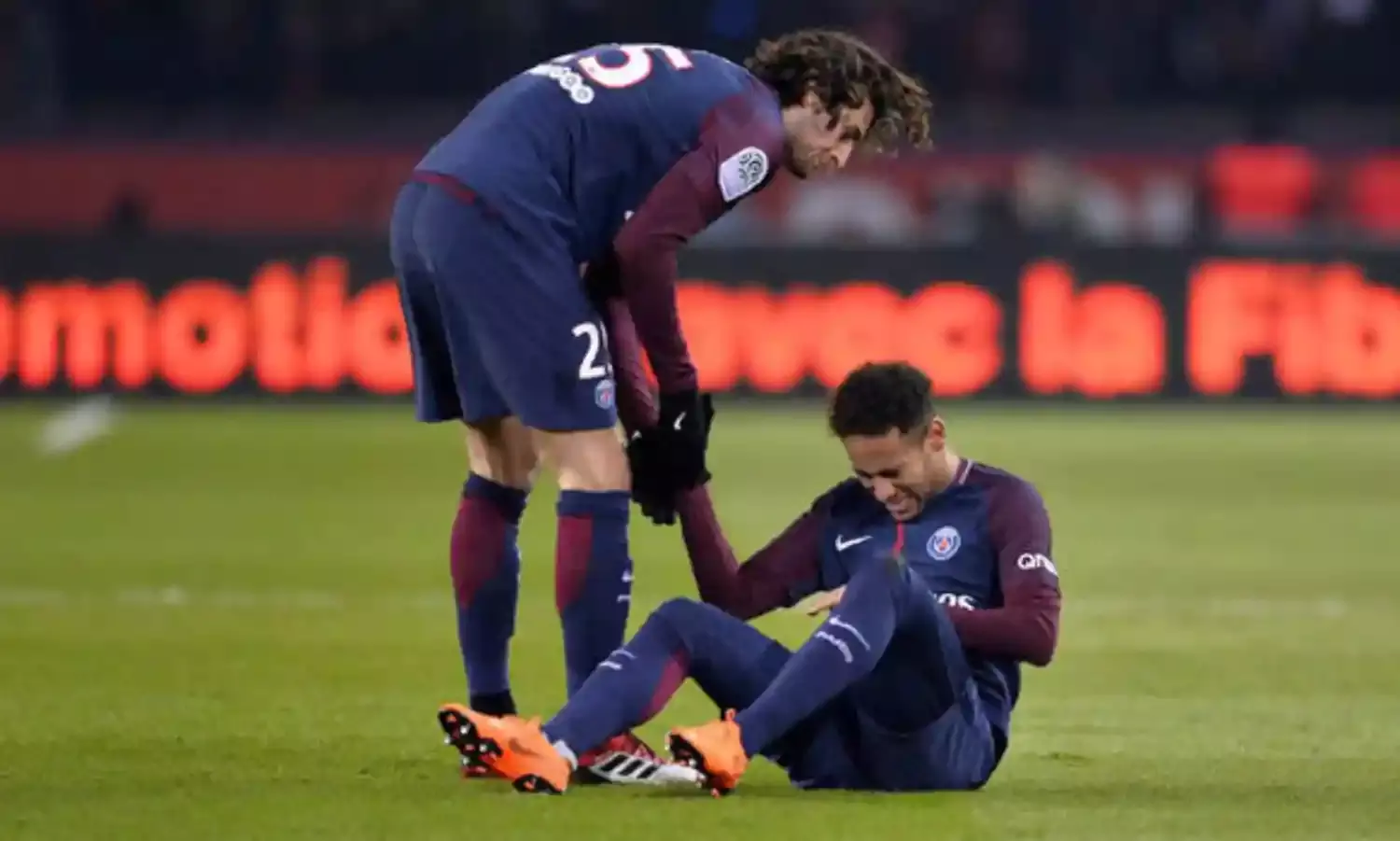 Neymar injured as PSG reach French Cup last 16 after beating Strasbourg